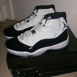 Jordan 11 2018 8/10 condition Size 10